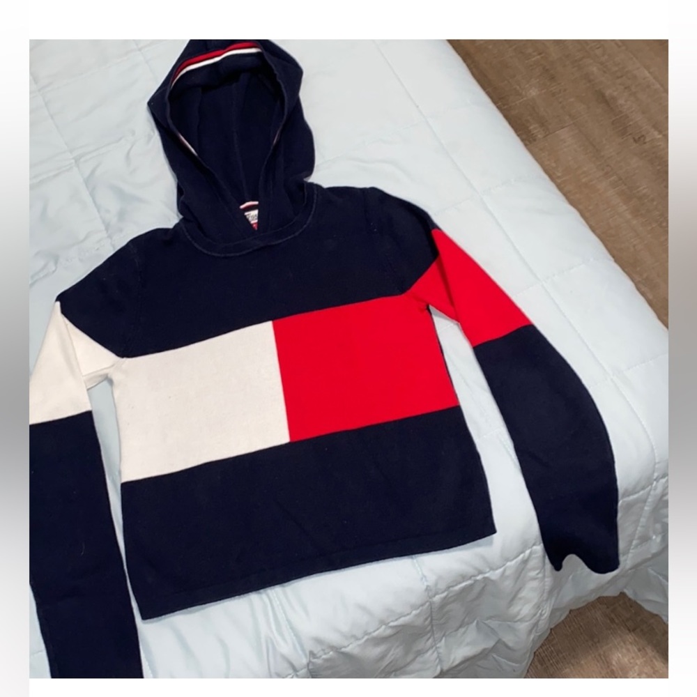 Tommy Hilfiger